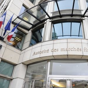 Le juge de l'AMF a prononcé des sanctions à l'encontre de cinq personnes pour un montant total de 275.000 euros autour de l'OPA sur Grand Marnier.