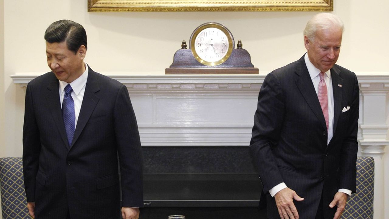 Joe Biden, alors vice-président des Etats-Unis, et Xi Jinping, le président de la République populaire chinoise, lors d'une rencontre à la Maison Blanche en 2012.