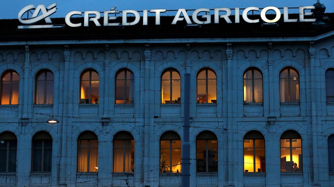 La filiale italienne de Crédit Agricole joue un rôle dans la consolidation du secteur avec son OPA sur Creval.
