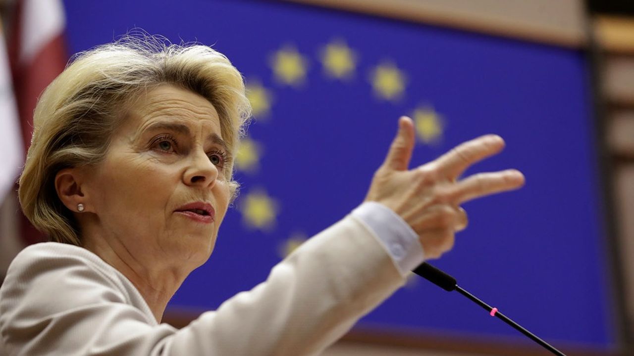 La présidente de la Commission Ursula von der Leyen lors d'un débat au Parlement européen sur le Brexit le mercredi 25 novembre.