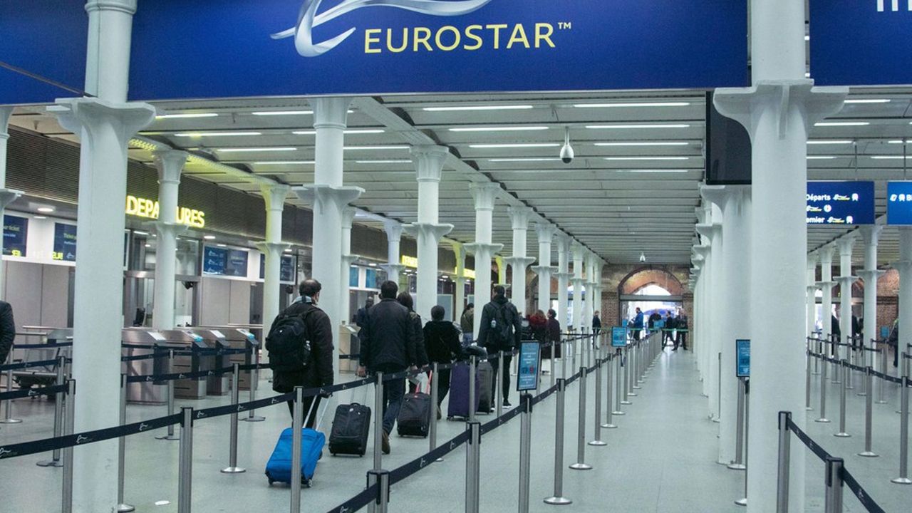 A peine un train Eurostar par jour relie Bruxelles à Londres et Paris à Londres en cette période de crise épidémique.