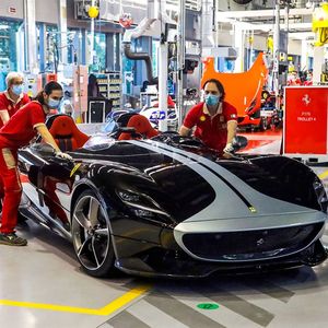 Présentés début novembre, les résultats du troisième trimestre de Ferrari montrent que l'interruption de la production durant sept semaines au printemps a été bien digérée.