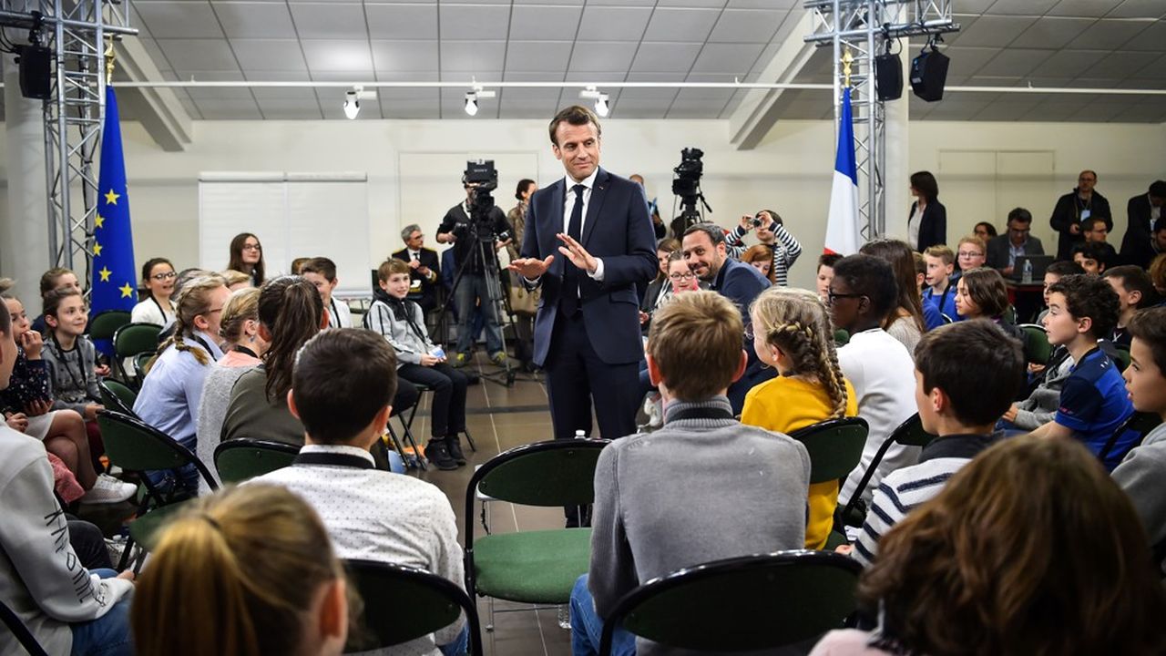 En choisissant le média en ligne Brut, Emmanuel Macron espère cibler des jeunes qui ne regardent plus les médias traditionnels.