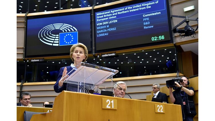 29 janvier 2020 : le Parlement européen donne le dernier coup de tampon au Brexit
