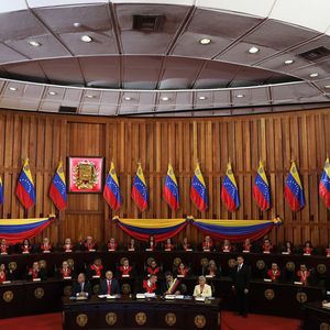 Nicolas Maduro a mis en place une assemblée constituante qui lui est entièrement acquise. Il veut reprendre le contrôle de l'assemblée nationale, dominée par l'opposition.