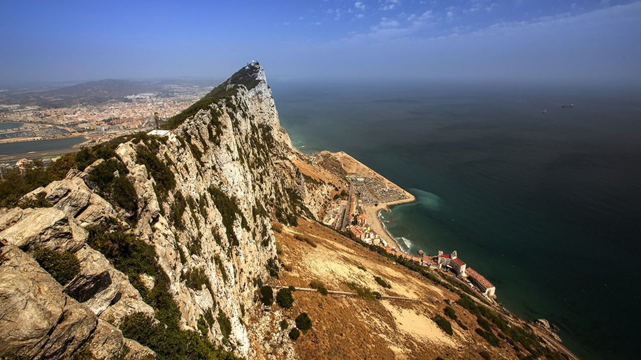 Les 15.000 travailleurs frontaliers qui se rendent chaque jour à Gibraltar craignent de subir les conséquences de la fermeture de la frontière en cas de Brexit sans accord.