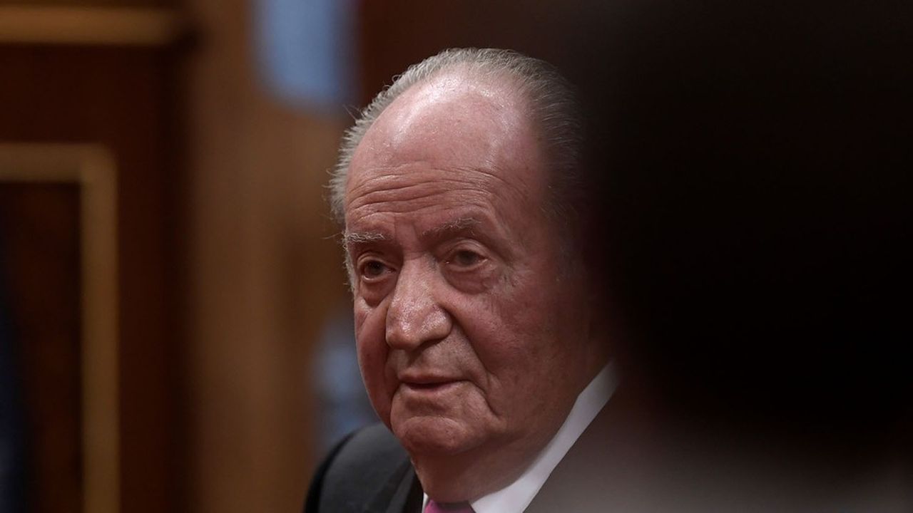L'ancien roi Juan Carlos vient de régler une dette de 680.000 euros au fisc espagnol sur des revenus non déclarés depuis 2016.