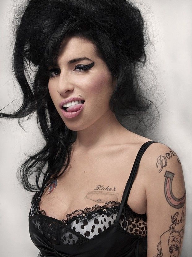 Amy Winehouse, en novembre 2006. Les titres de la chanteuse anglaise, décédée en 2011, font l'objet d'un coffret en édition limitée: « The Collection ».