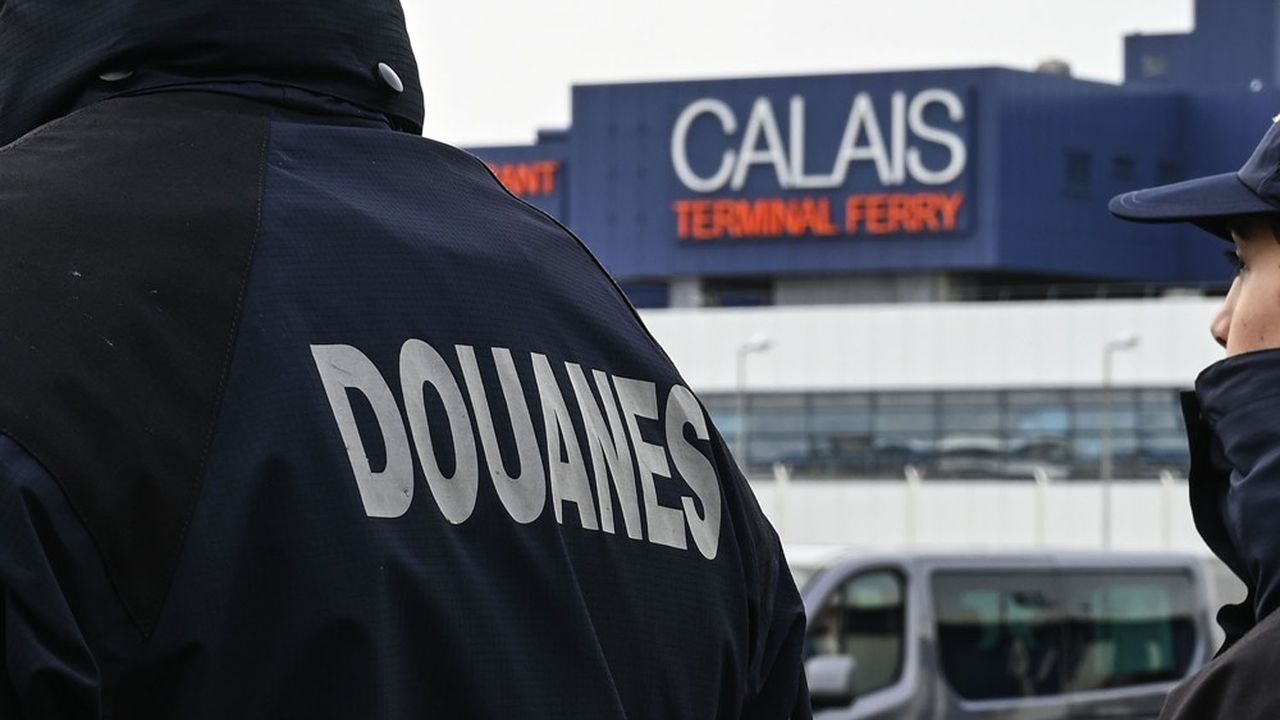 Près de 8 millions de véhicules et 22 millions de personnes traversent le détroit du Pas-de-Calais chaque année.