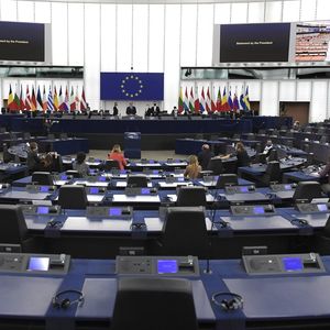 Le Parlement européen a adopté, par 347 voix contre 307, le rapport d'initiative du député Pascal Durand sur la gouvernance durable des entreprises.