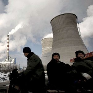 Tous les ans, la Chine ouvre une trentaine de gigawatts de nouvelles centrales électriques brûlant du charbon. L'équivalent de la moitié du parc nucléaire français en plus chaque année.