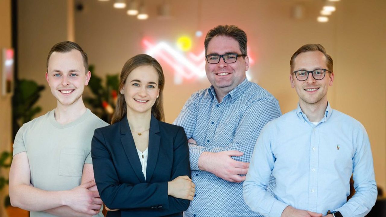 Les quatre dirigeants de Framen, start-up lancée à Francfort, Alexander Gärtner (COO), Magdalena Pusch (CMO), Sveatoslav Podobinschi (CTO) et Dimitri Gärtner (CEO) peuvent voir grand avec l'entrée majoritaire de Springer dans leur capital