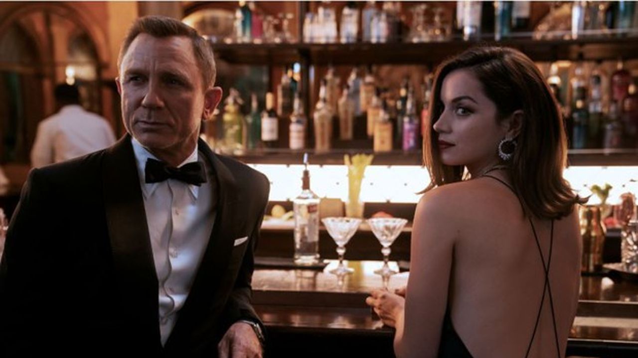La MGM, qui devait sortir le 25e volet de la saga iconique James Bond, « Mourir peut attendre », a dû repousser son lancement au cinéma de novembre 2020 à avril 2021.