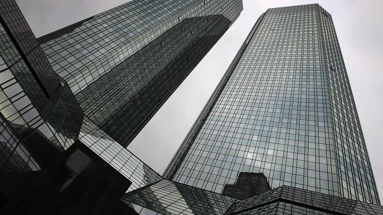 Deutsche Bank a déclaré vouloir accroître les bonus des banquiers « performants ».