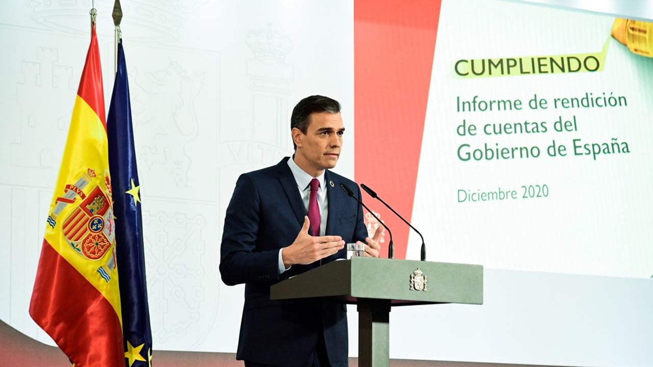 Le Premier ministre espagnol, Pedro Sánchez a dressé mardi, au terme de 2020, un bilan dans lequel il revendique un exécutif « qui sort plus uni et plus fort de la pandémie ».