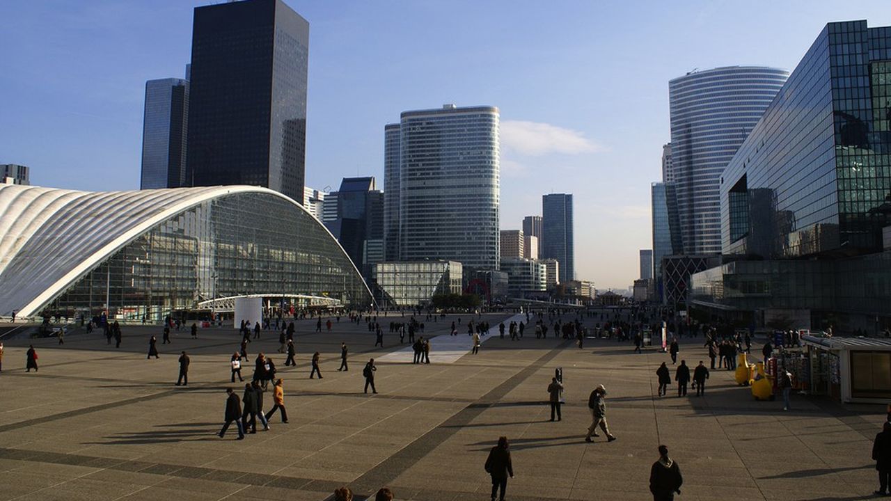 Selon les derniers chiffres de la Banque de France, les crédits bancaires et de marché des sociétés françaises atteignaient 1.896 milliards d'euros fin octobre, un record historique.