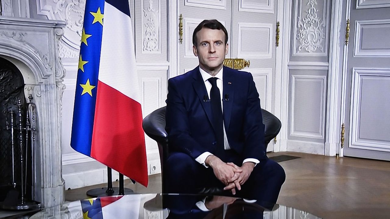 Emmanuel Macron a promis de ne pas laisser « une lenteur injustifiée s'installer » dans la campagne vaccinatoire