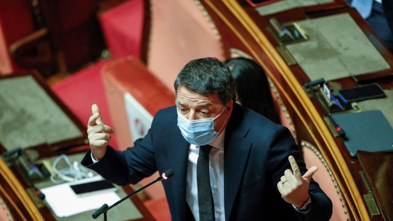 L'ancien président du Conseil italien Matteo Renzi ne cesse de critiquer son successeur Giuseppe Conte. Il lui reproche une gestion de la crise sanitaire confuse et un plan de relance qui n'est pas à la hauteur des défis.