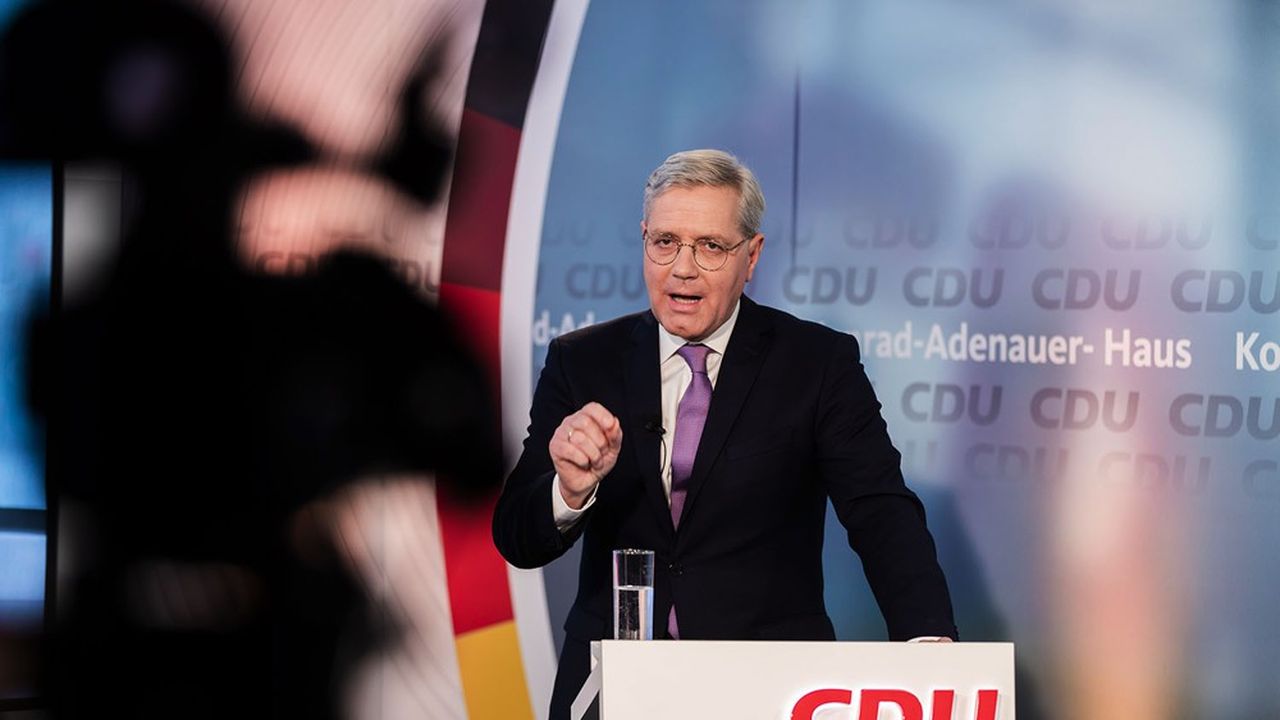 L'actuel président de la commission des affaires étrangères séduit de nombreux indécis, séduits par un ticket avec le président de la CSU Markus Söder comme candidat de la CDU-CSU à la chancellerie.