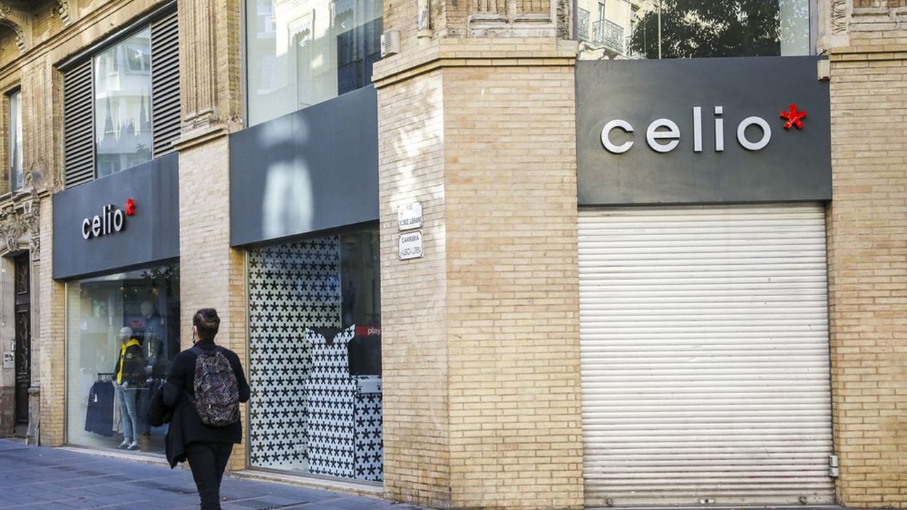 Les enseignes en difficulté - comme ici Celio sous procédure de sauvegarde - ont annoncé l'an dernier de nombreuses fermetures de magasins.