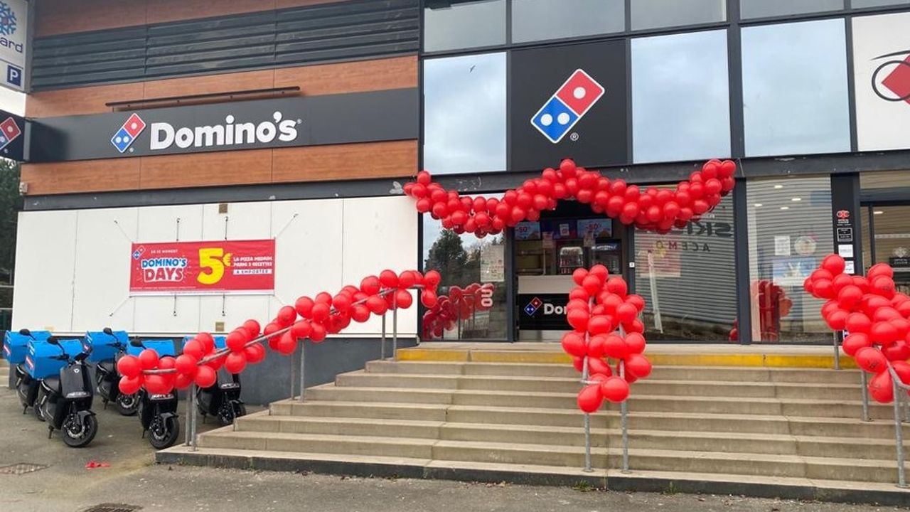 Le dernier établissement Domino's, 432e de l'enseigne spécialiste des pizzas, a ouvert le 11 janvier à Pontivy dans le Morbihan.
