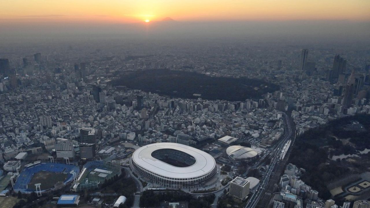 Le président du comité d'organisation, Yoshiro Mori, a, lui, expliqué qu'un second report des Jeux de Tokyo, qui devaient initialement ouvrir en juillet 2020, n'était pas envisageable.