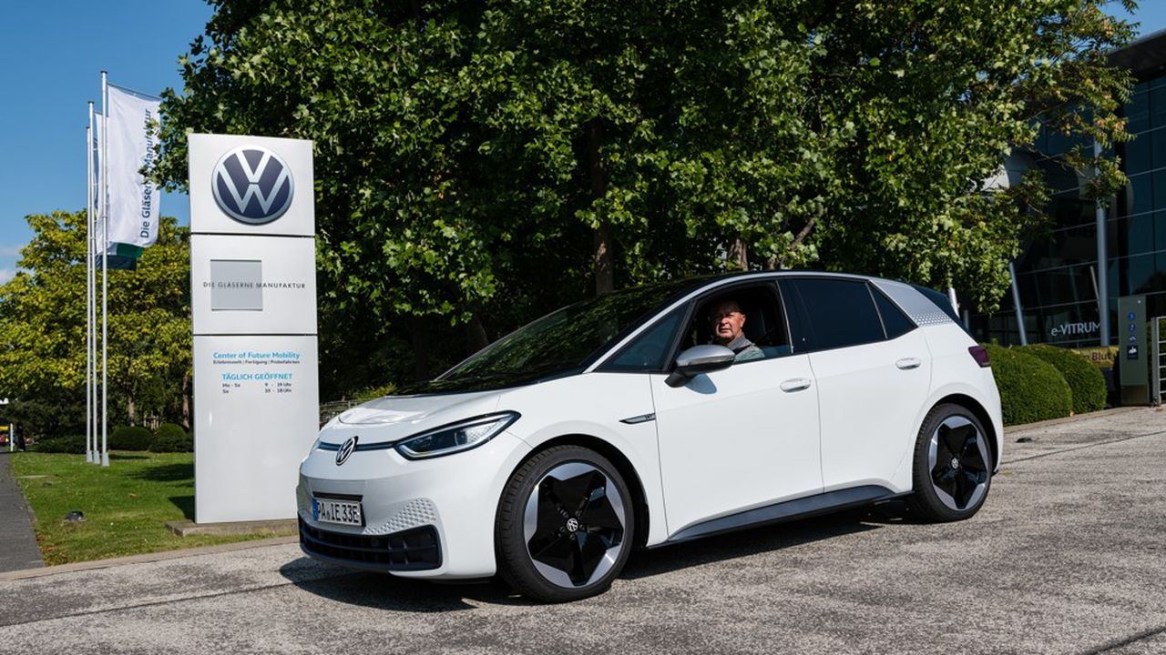Outre-Rhin, la part des véhicules électriques et hybrides rechargeables dans les ventes a été multipliée par quatre l'an dernier.