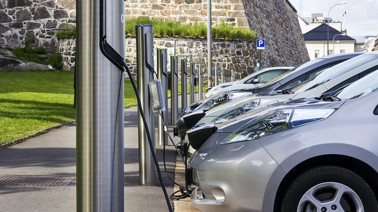 En Europe du Nord, les ventes de voitures électriques dépassent désormais souvent 20 %.
