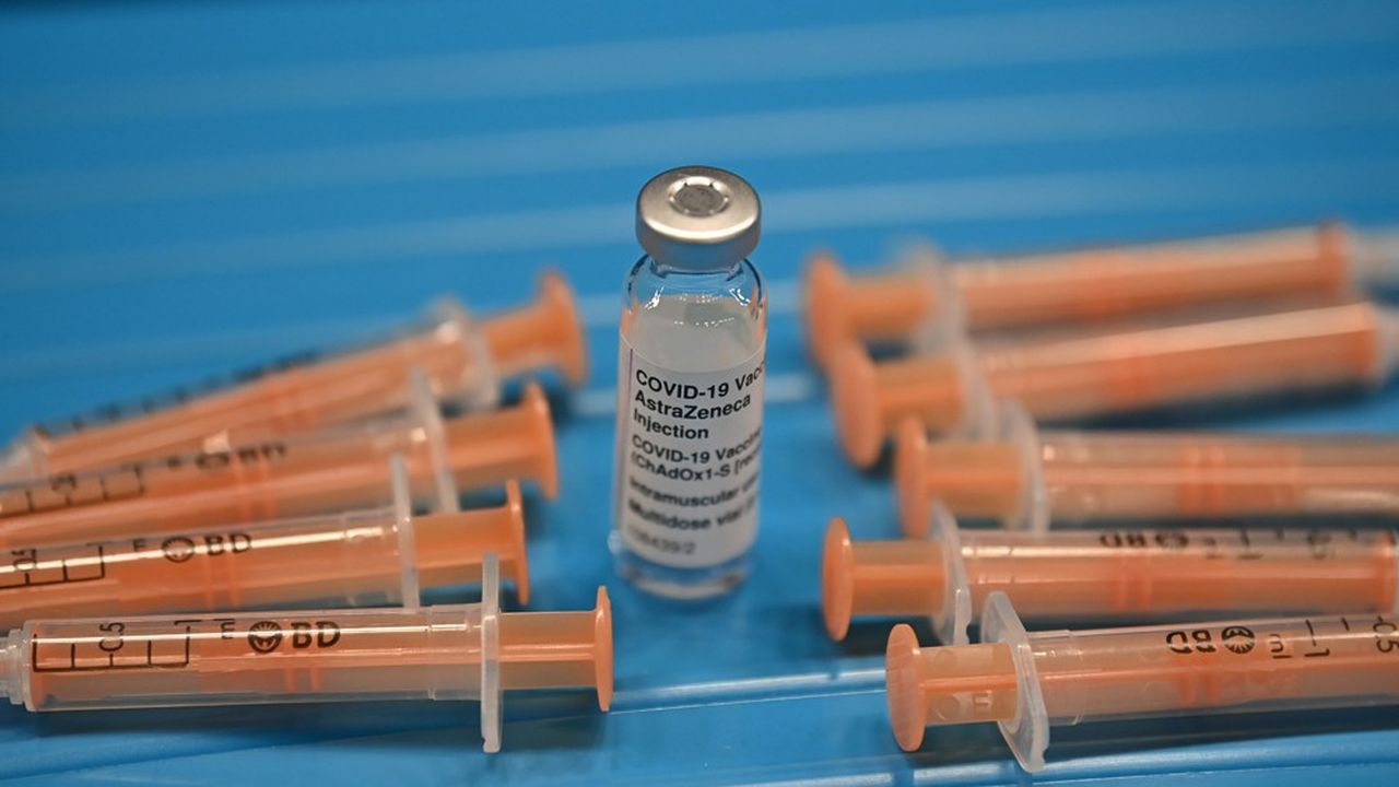 La France devrait finalement recevoir 4,6 millions de doses du vaccin AstraZeneca au premier trimestre.