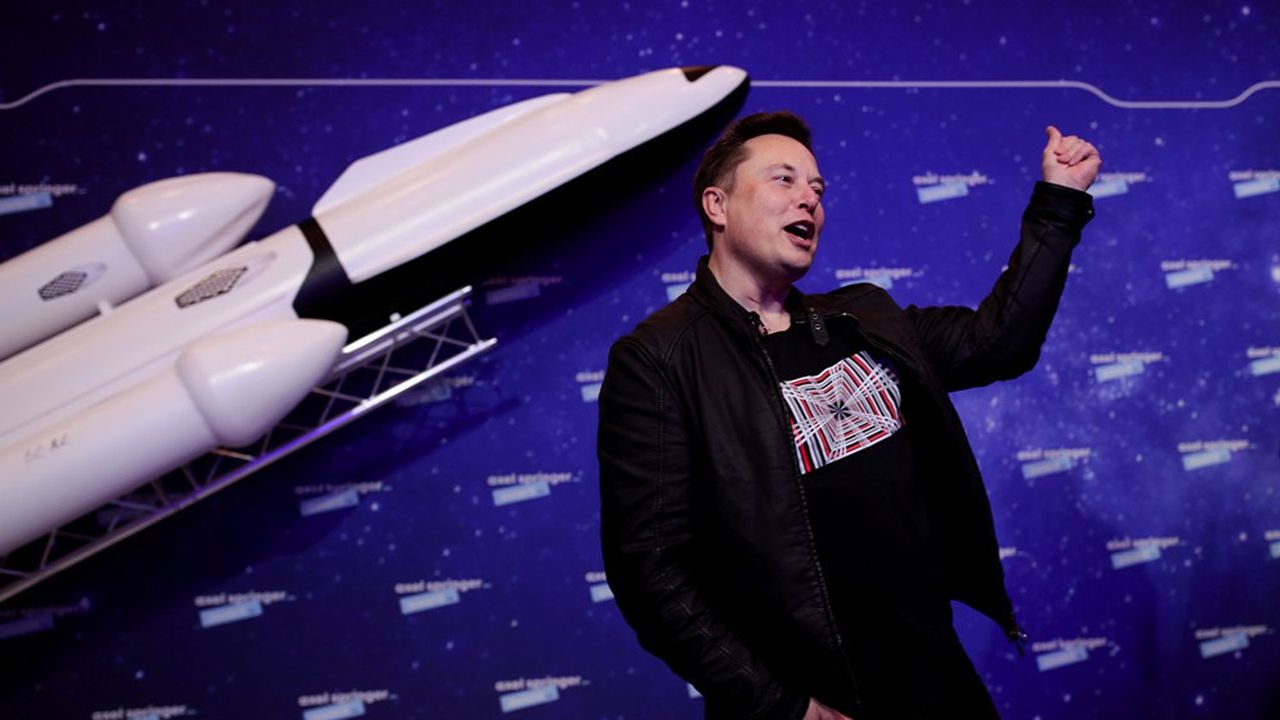 En janvier 2021, Elon Musk est devenu l'homme le plus riche de la planète avec une fortune estimée à 199 milliards de dollars.