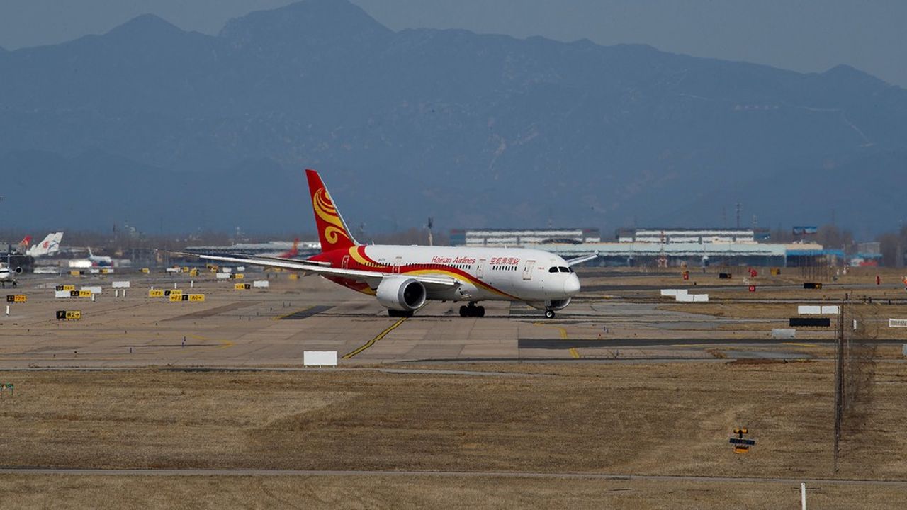 Recentré sur son pôle de compagnies aériennes, le conglomérat s'est pris de plein fouet la chute du trafic liée à la pandémie. Hainan Airlines a perdu les deux tiers de ses revenus sur les neuf premiers mois de 2020.