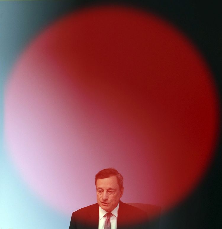 Mario Draghi, alors président de la Banque centrale européenne (BCE) lors d'une conférence de presse au siège de la Banque à Francfort, le 7septembre 2017.