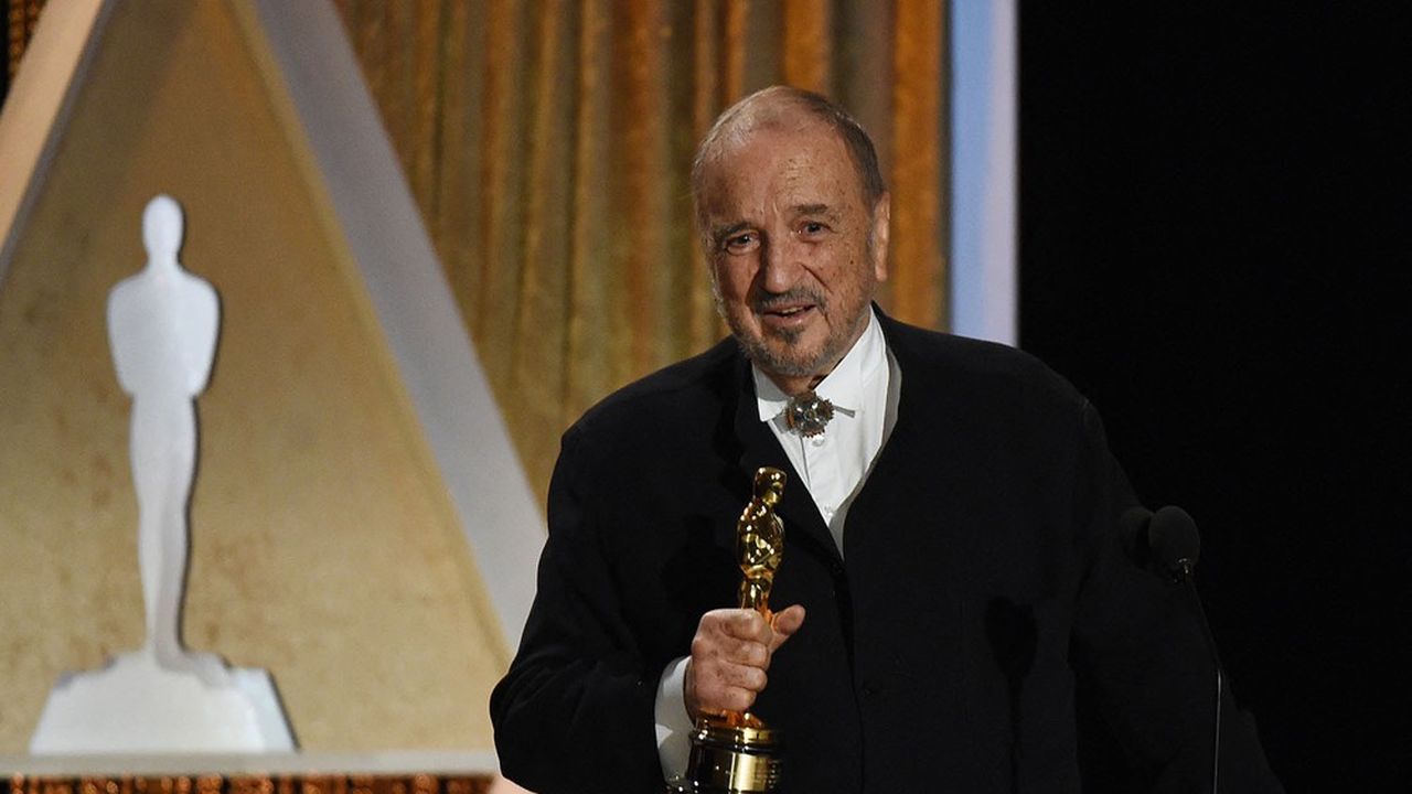 Jean-Claude Carrière a reçu en 2014 un Oscar d'honneur pour son oeuvre de scénariste.