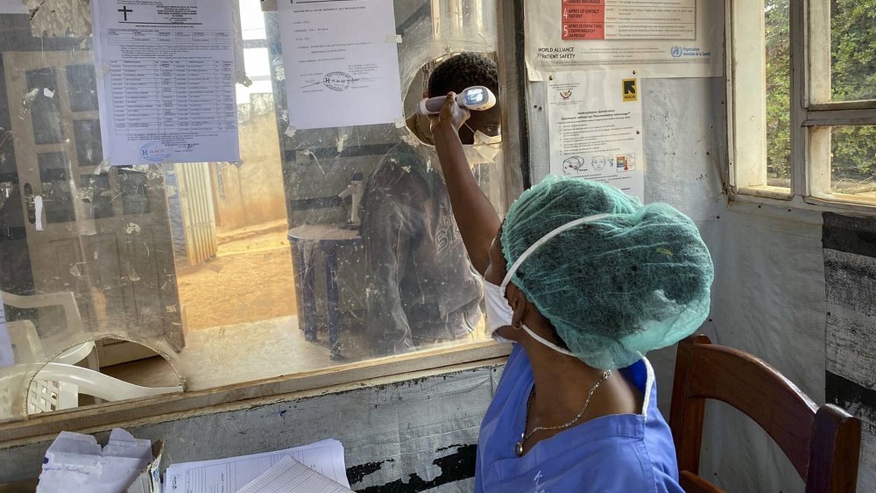 L'épidémie d'Ebola avait fait 11.300 morts sur un total de près de 29.000 personnes contaminées de 2013 à 2016, en Guinée, Sierra Leone et au Liberia essentiellement.