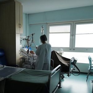 Les hospitalisations sont en baisse constante ces derniers jours en France.