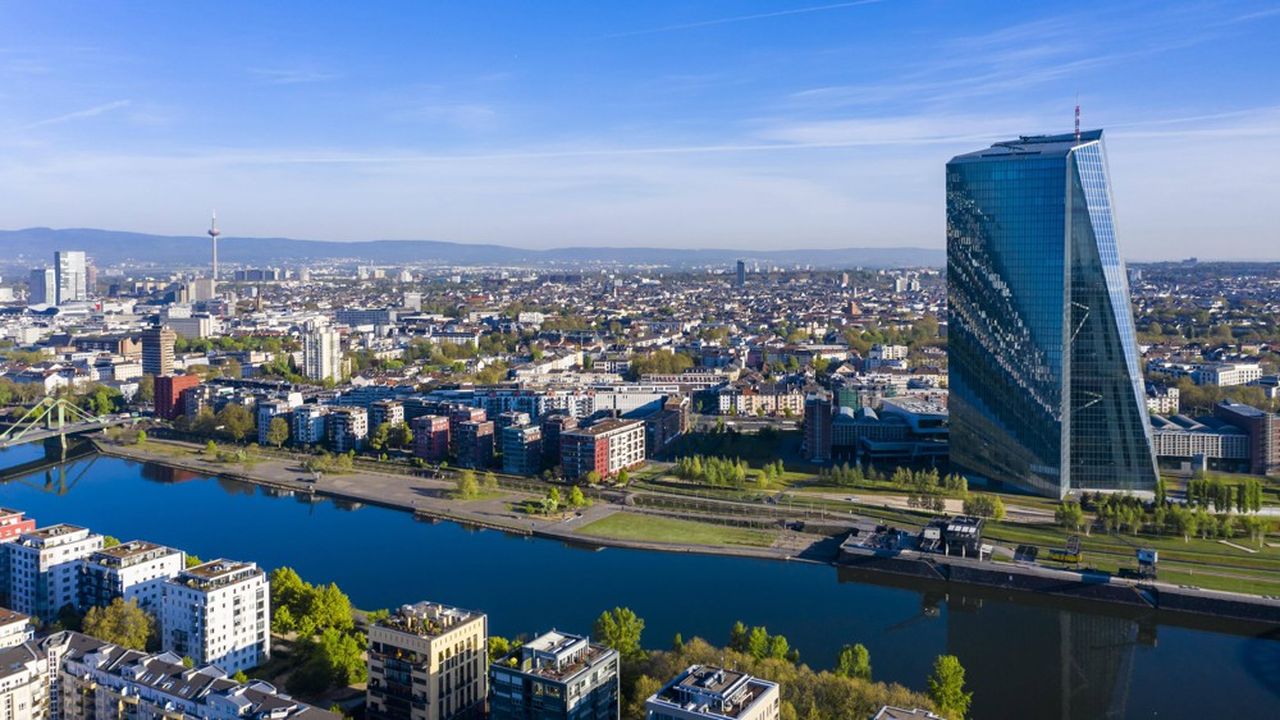 La Banque centrale européenne (BCE) accorde sous condition des prêts à taux négatif aux établissements bancaires de la zone euro.