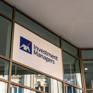 AXA IM gérait 858 milliards d'euros fin 2020, un niveau record pour la société de gestion de l'assureur AXA.