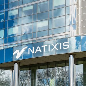 Soutien de la première heure de H2O AM, Natixis est en train de céder ses 50 % de la société de gestion londonienne à son équipe de direction.