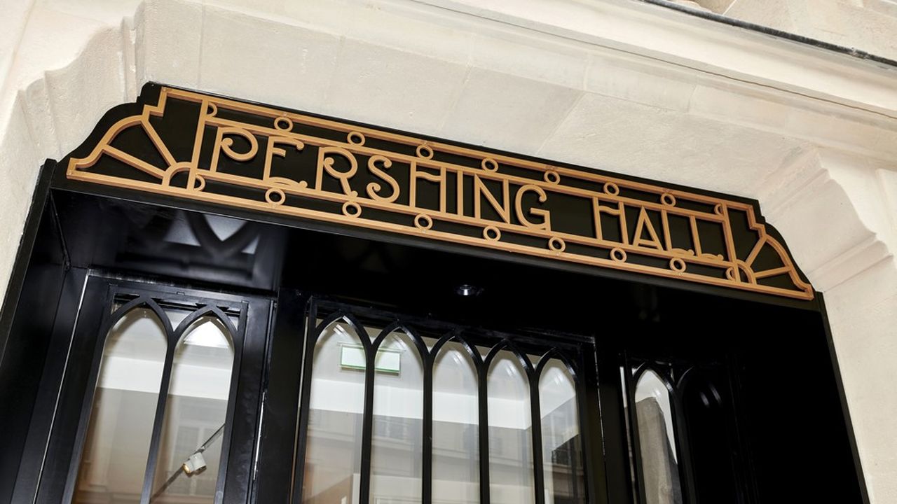 Le Pershing Hall accueille désormais un commerce, un restaurant et des bureaux.