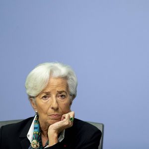 Christine Lagarde, présidente de la Banque centrale européenne, va devoir envoyer un message clair aux marchés pour éviter une hausse trop violente des taux.