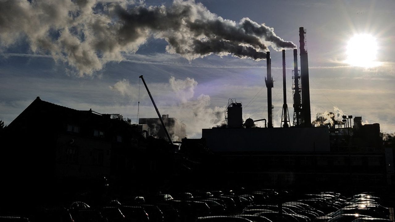 L'Europe voit dans la future taxe carbone un outil de « diplomatie climatique » devant encourager les pratiques vertueuses.