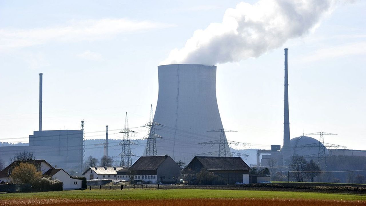 Dans la foulée de la catastrophe de Fukushima, la centrale Isar 1, exploitée par E.ON en Bavière, a été fermée dès août 2011, en même temps que 7 autres installations nucléaires.