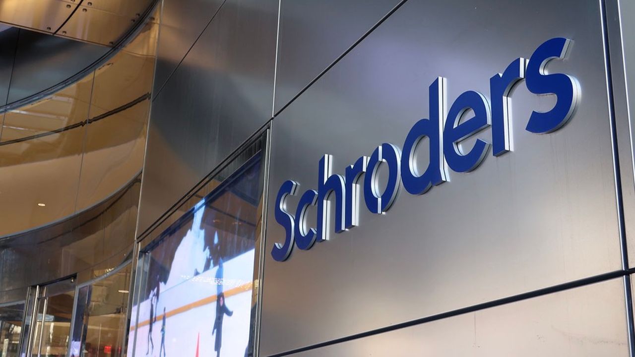Grâce à un important mandat d'un assureur, Schroders a collecté l'an dernier 42,5 milliards de livres (49,6 milliards d'euros), soit davantage qu'Amundi et BNP Paribas AM, les principaux collecteurs français.