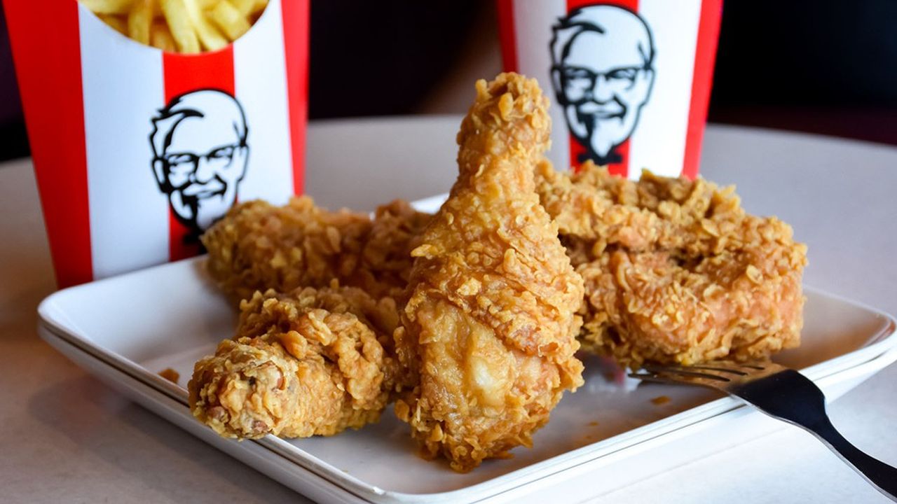 KFC France affiche un chiffre d'affaires 2020 de 473 millions d'euros, en recul de 17 % sur un an.