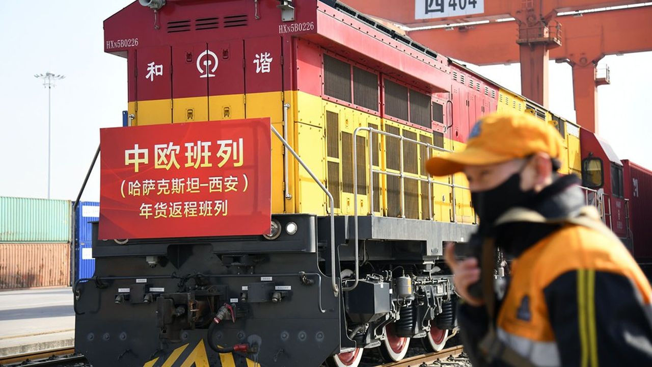 En Chine, pas moins de 17 grandes villes servent actuellement de point de collecte de la marchandise pour les trains en direction de l'Europe. Destination principale : Duisbourg, en Allemagne.