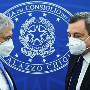 Le ministre de l'Economie, Daniele Franco, et le président du Conseil, Mario Draghi, sont à la manoeuvre pour préparer le nouveau plan de relance italien.