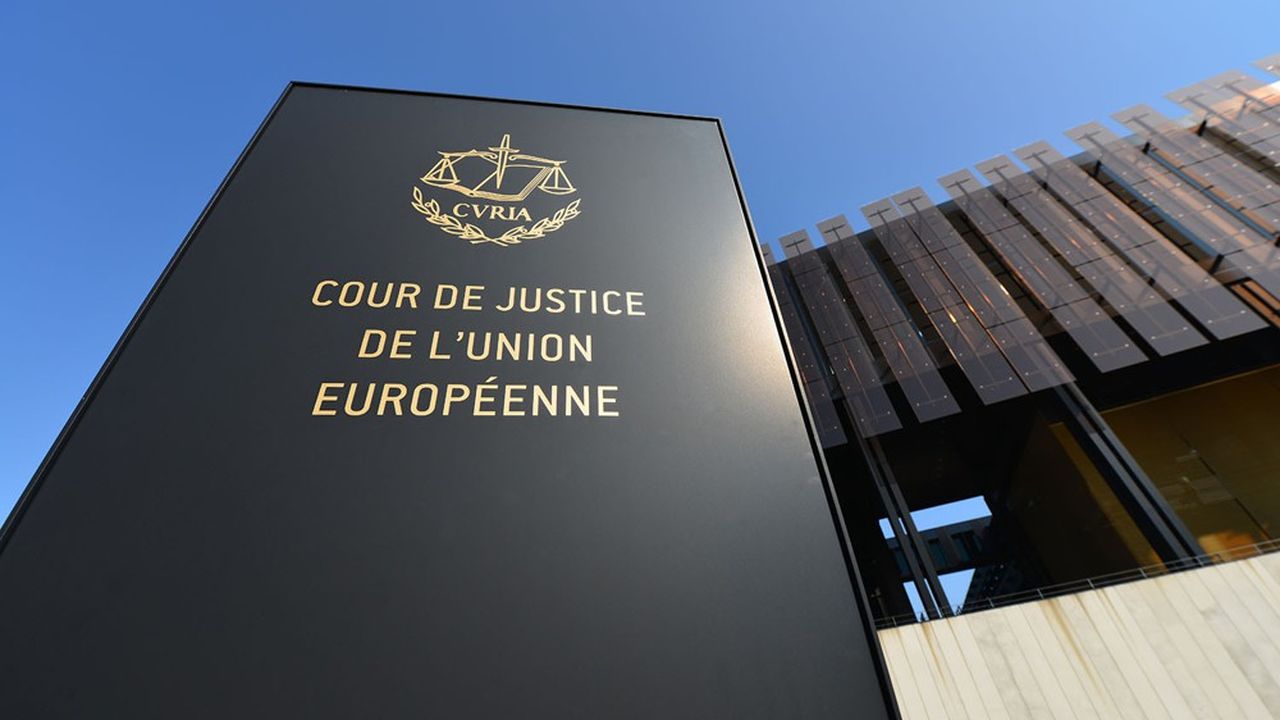 Déjà sur plusieurs fronts face à la Pologne au sujet de l'Etat de droit, la Commission européenne a annoncé mercredi avoir de nouveau saisi la Cour de Justice de l'Union européenne (CJUE) au sujet des réformes judiciaires décidées par Varsovie.