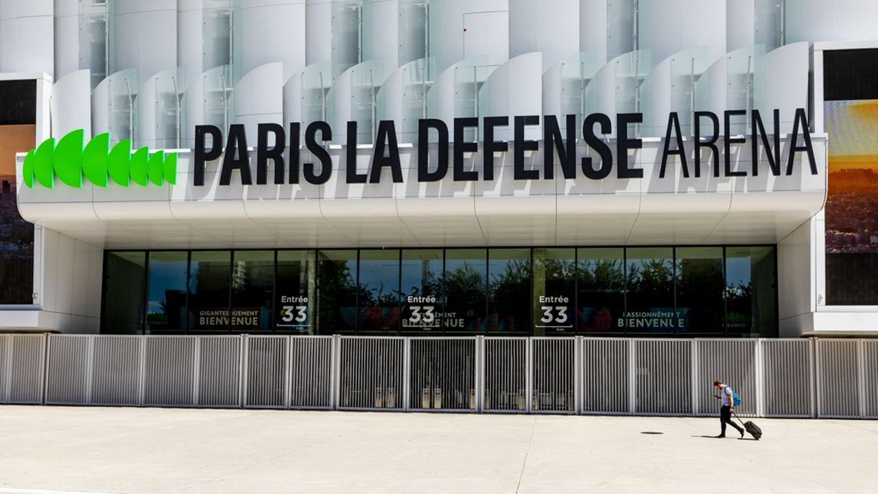 Le stade Paris La Defense Arena pourrait se transformer en vaccinodrome