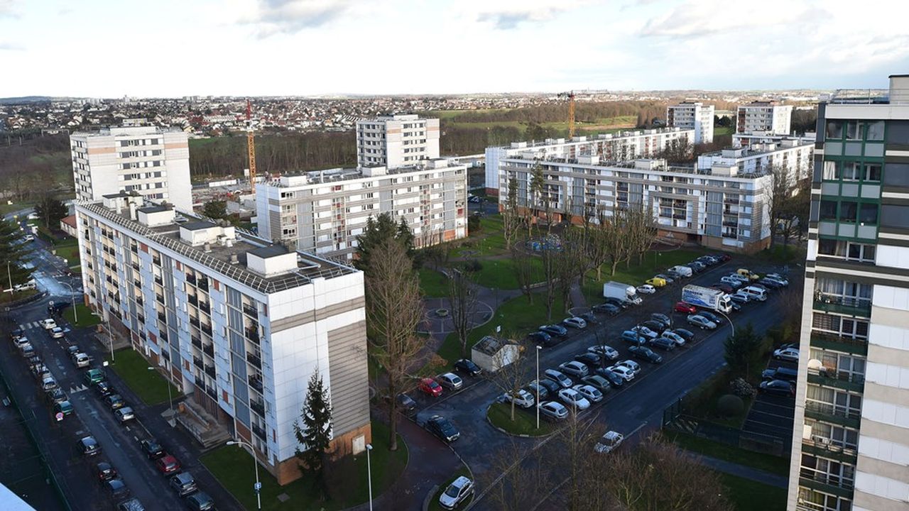 A Garges-lès-Gonesse, la partie nord du quartier Dame Blanche a intégré le nouveau programme national de renouvellement urbain (NPNRU) de l'Agence nationale de rénovation urbaine (ANRU) en 2019.