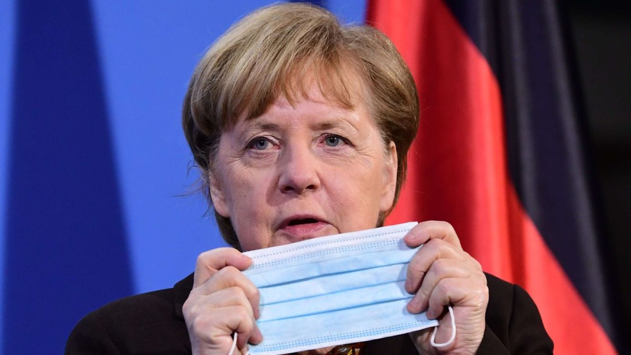 Angela Merkel peut compter sur le soutien de son groupe parlementaire pour renforcer les prérogatives de l'Etat fédéral dans la lutte contre le coronavirus.